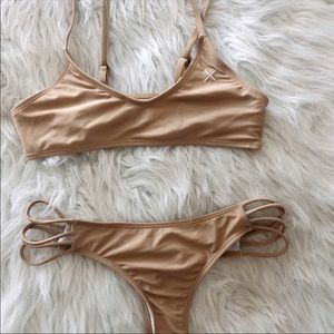 LA boutine Thong bathing suit bottoms